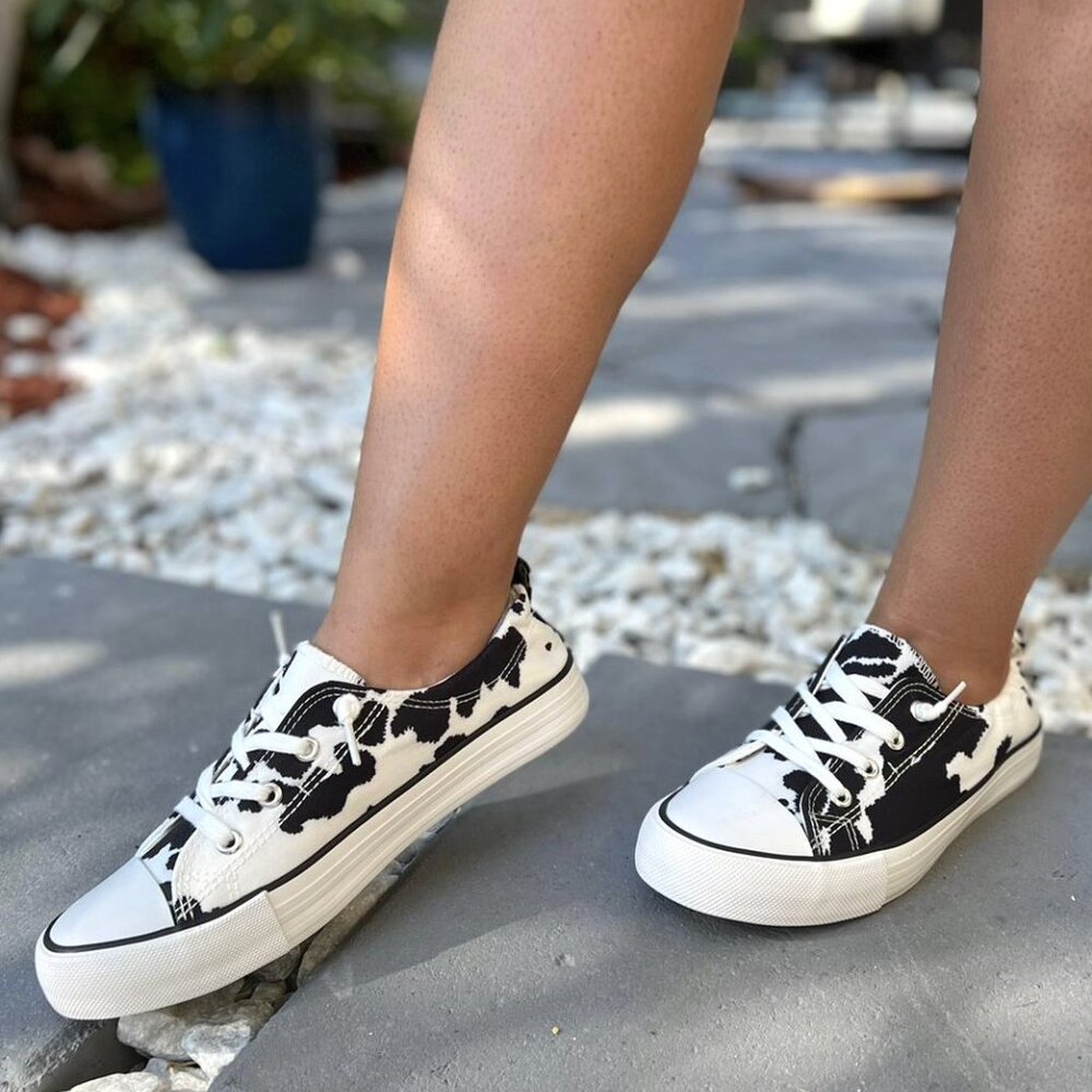 Everglades Star Cow Slip-On Canvas Sneakers Black & White Sneakers Animal Print